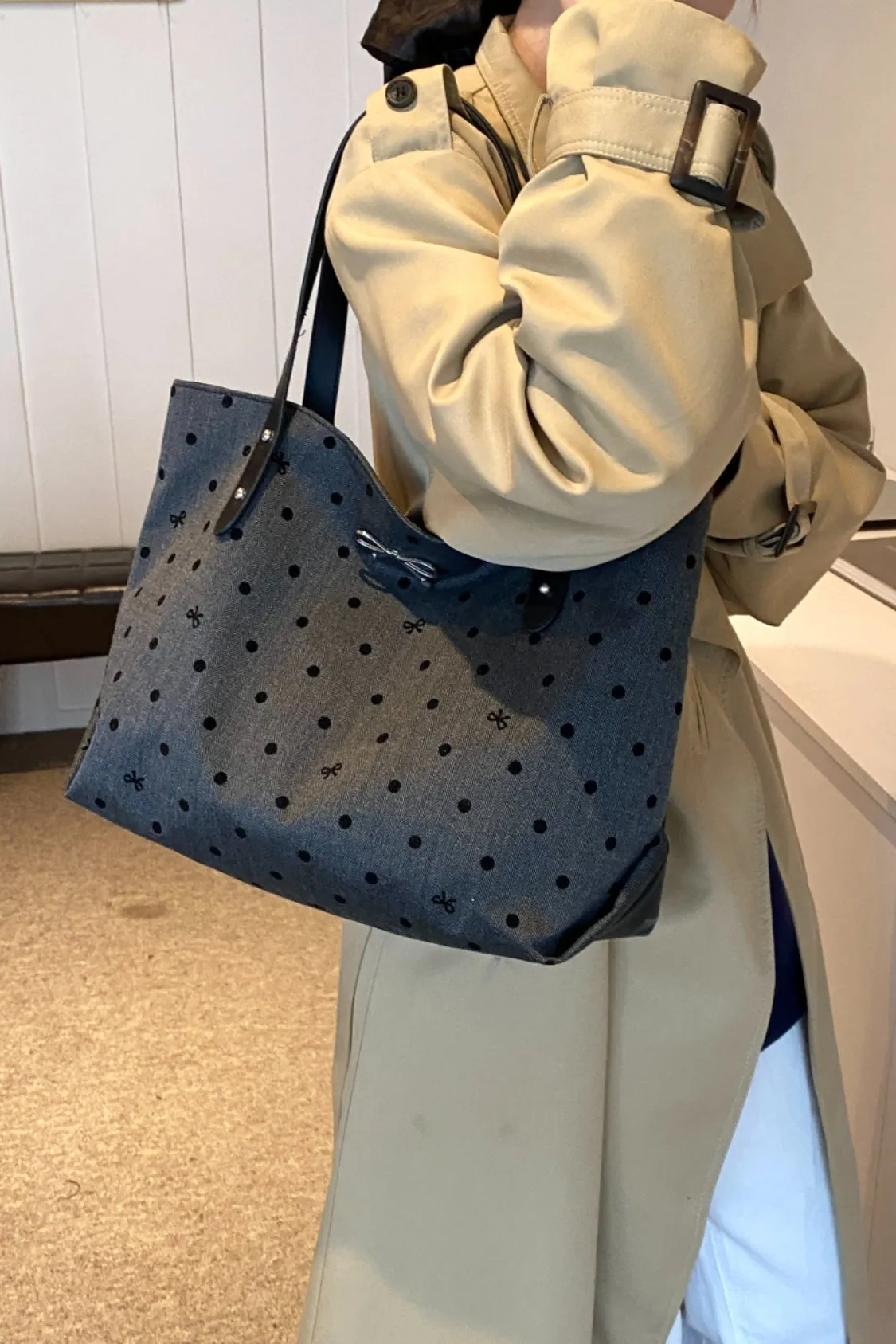 Bow Polka Dot Tote Bag