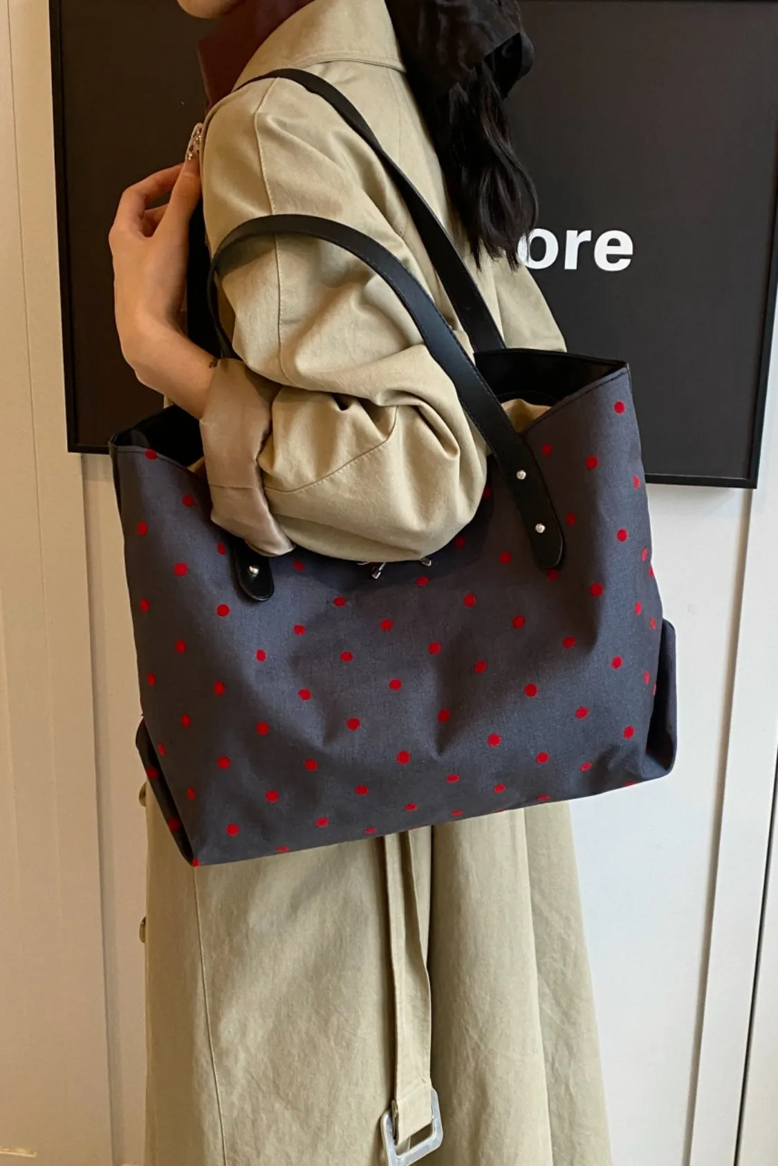 Bow Polka Dot Tote Bag