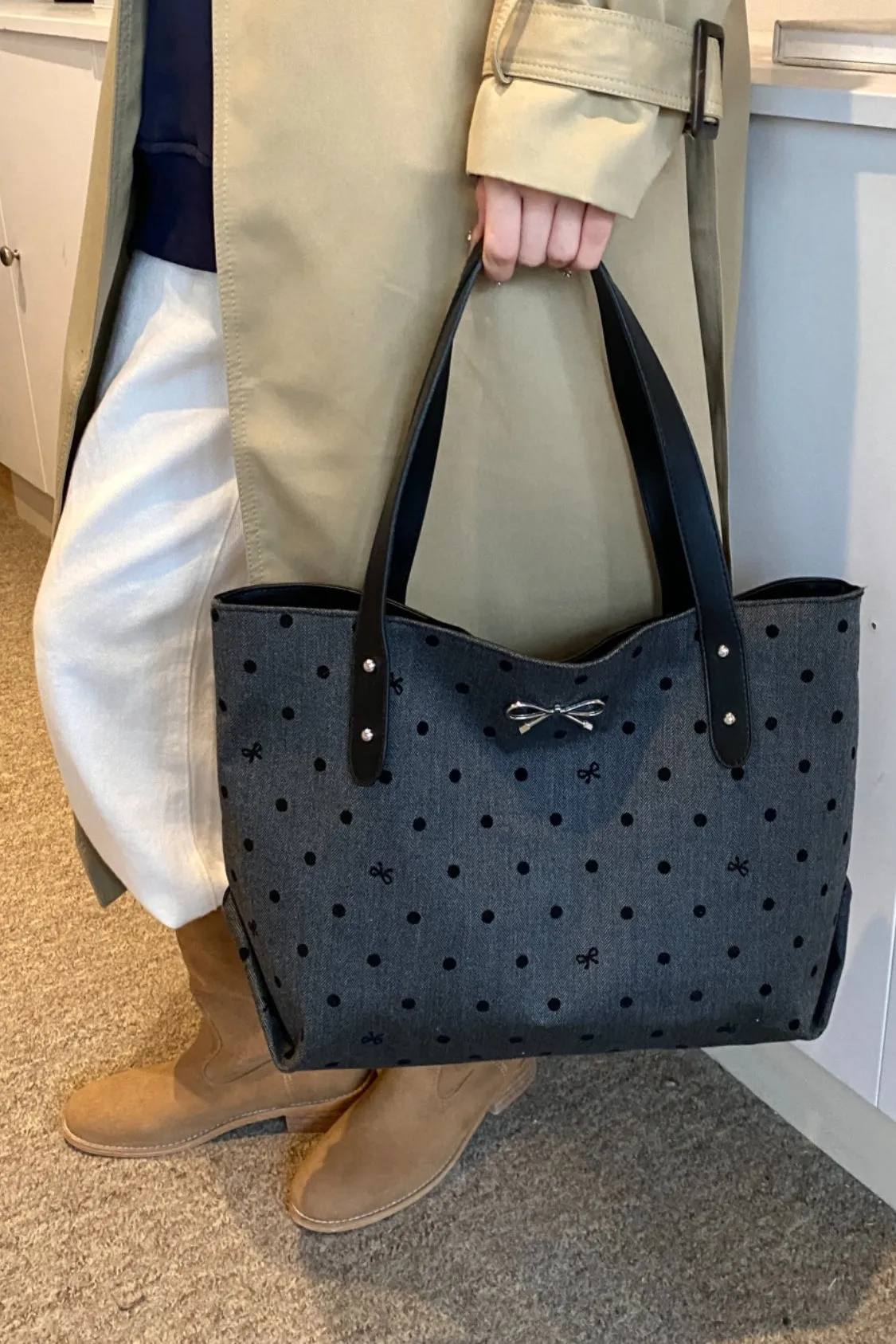 Bow Polka Dot Tote Bag