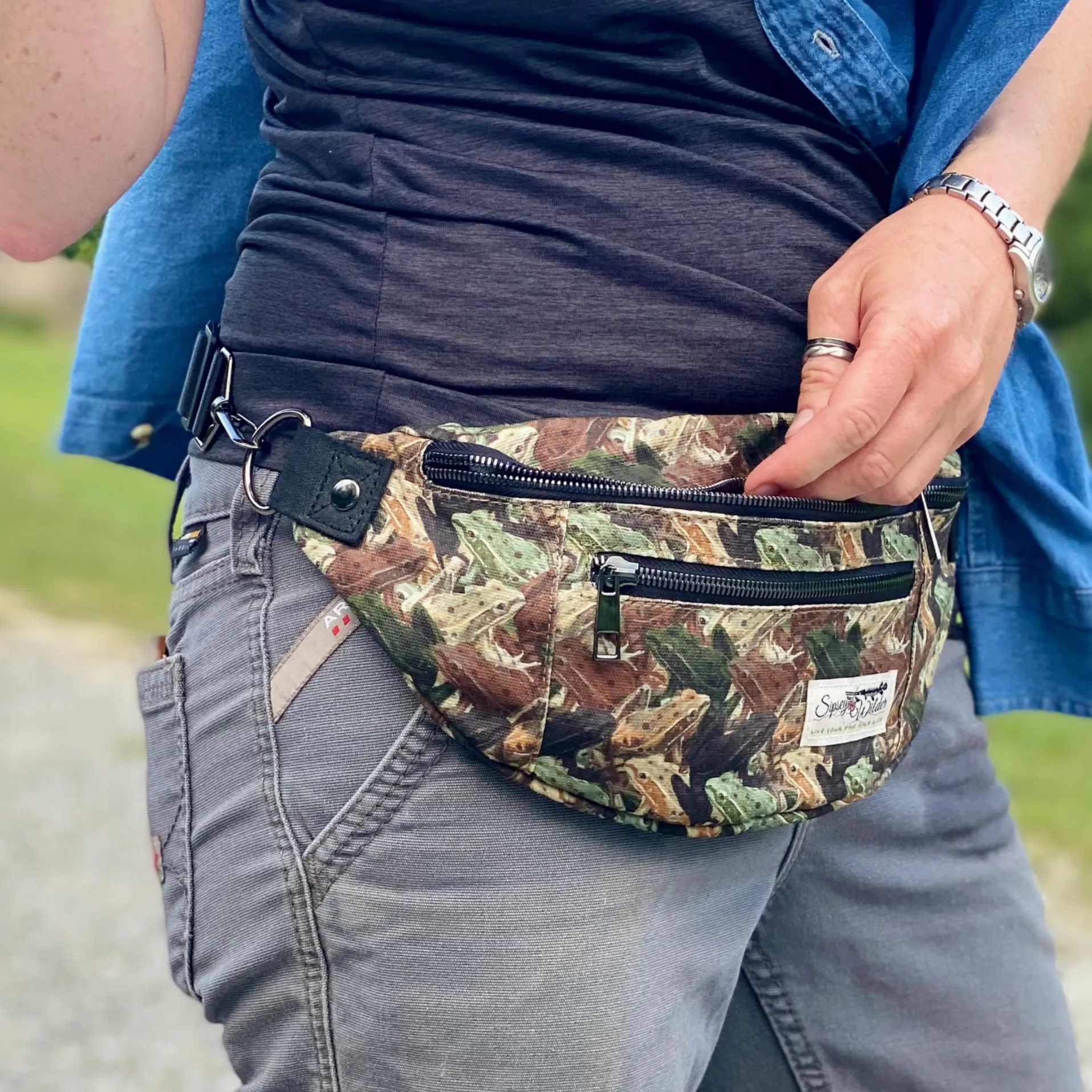 Camoufrogs Fanny Pack