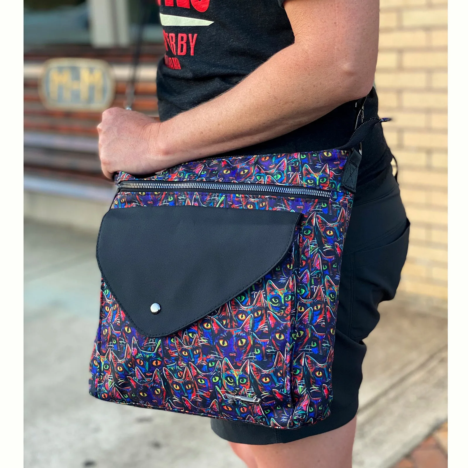 Cool Cats Sidetrack Crossbody