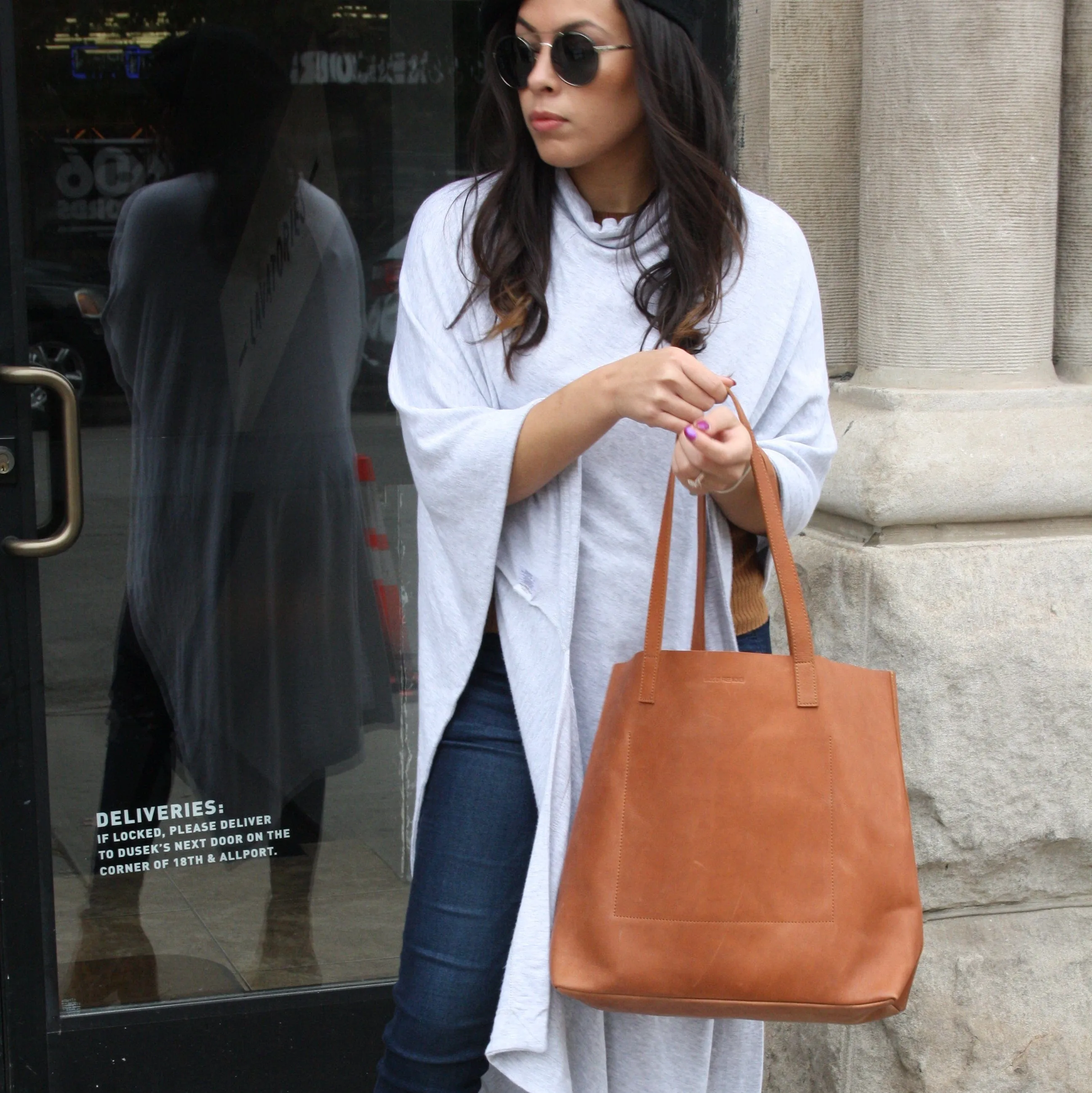 Day Tote Leather Camel