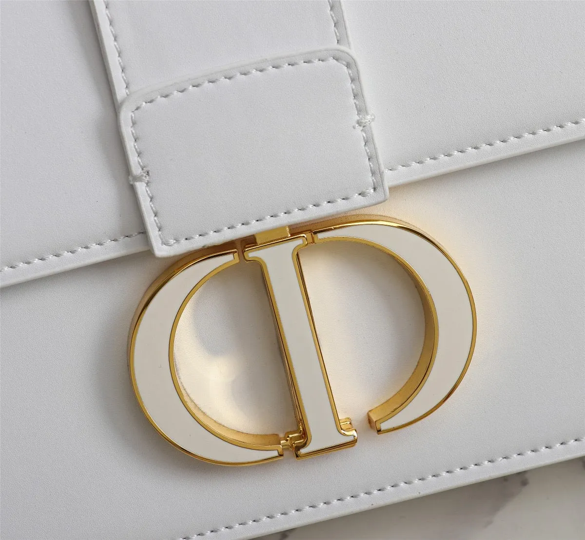 DR275 30 Montaigne Bag / 9.5 x 6.5 x 3 inches