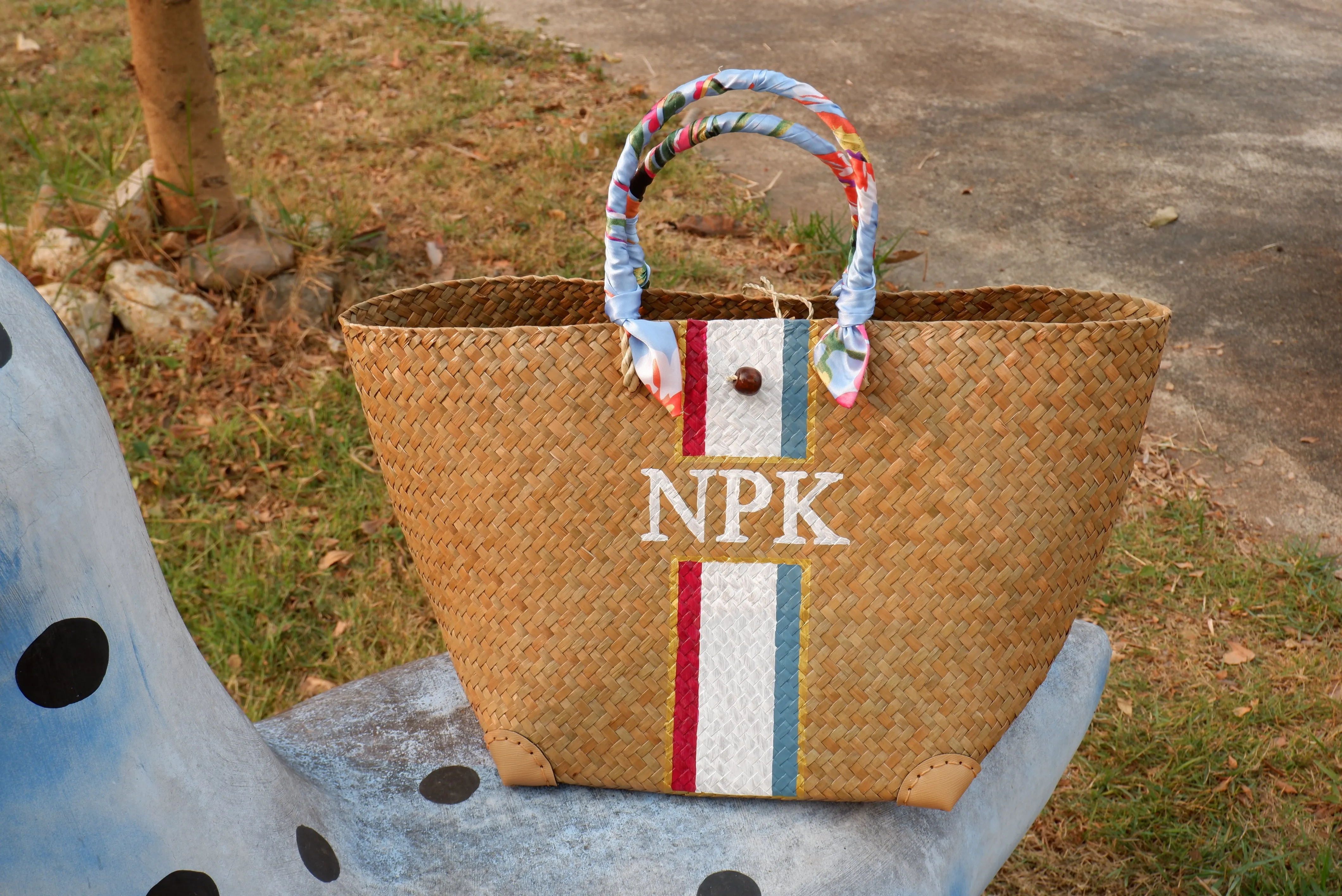 Straw tote monogram beach bag / Events gifts hotel / welcome bag / Large beach bag / Engagement gifts
