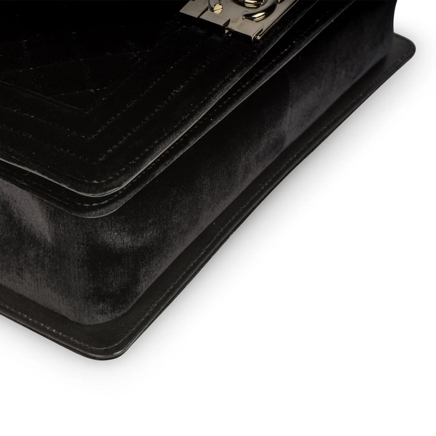 Velvet Medium Boy Bag