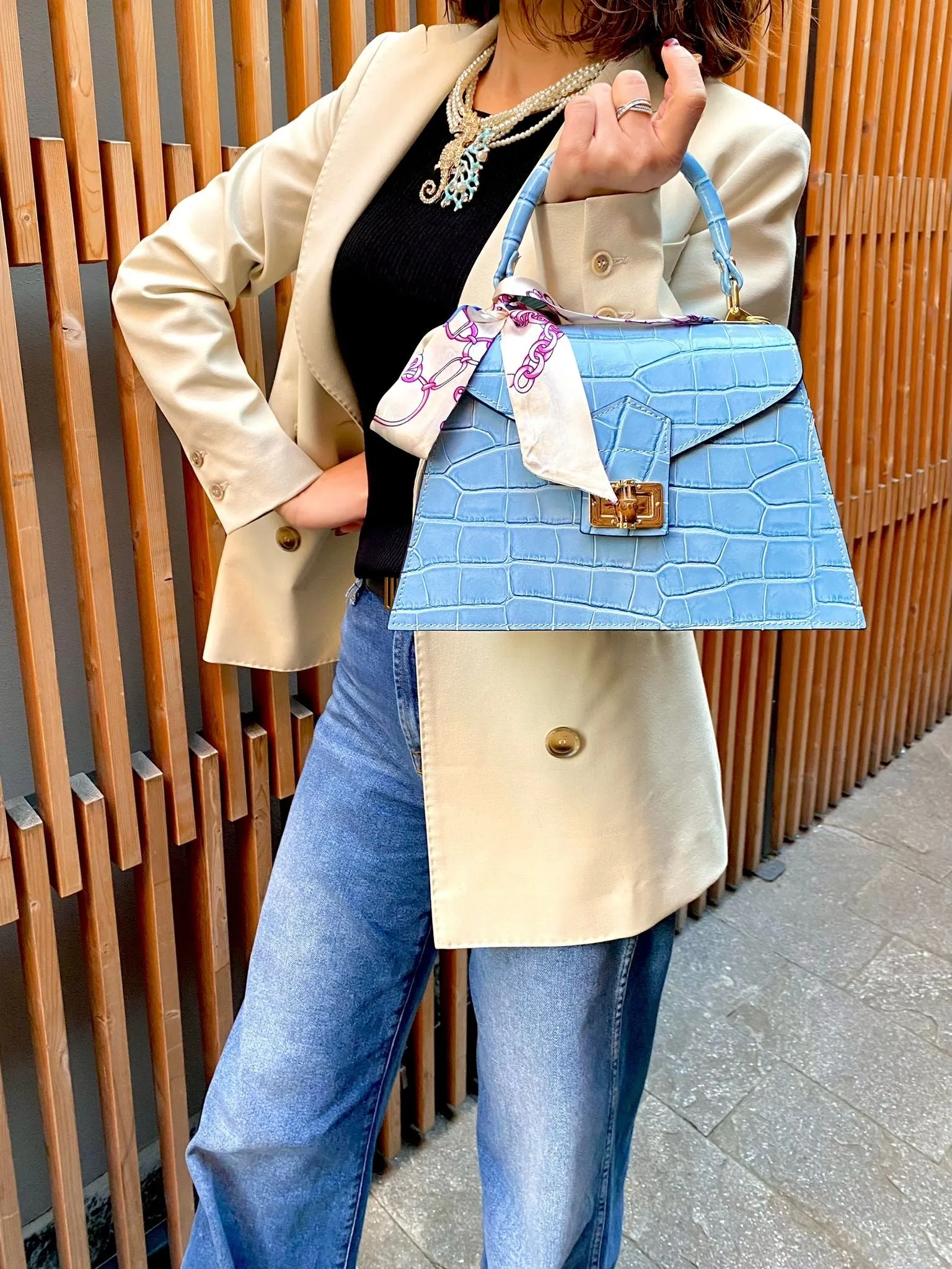 Vittoria cow leather Handbag