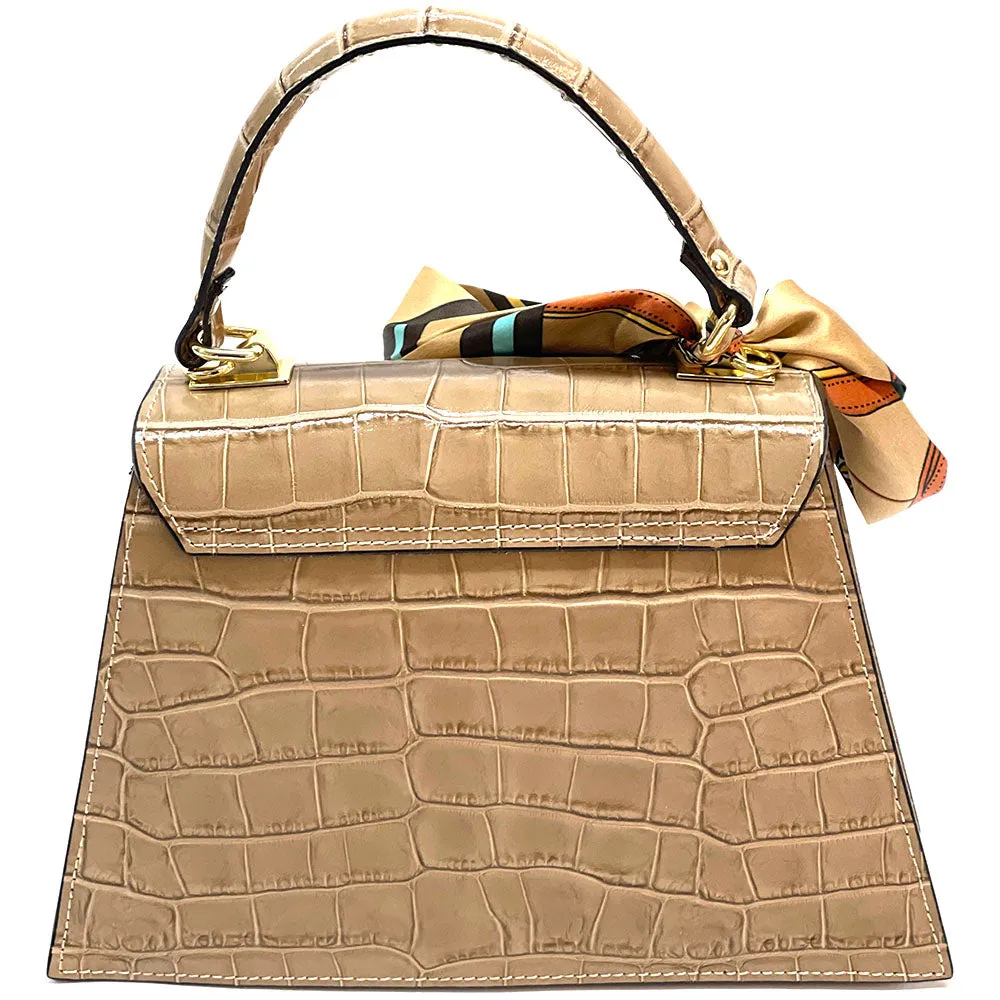 Vittoria cow leather Handbag